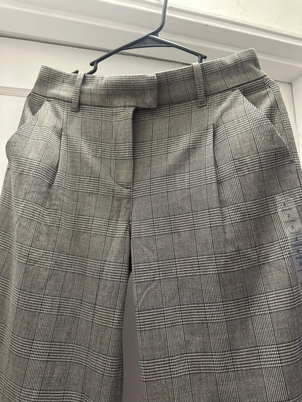 American Eagle Outfitters Gray Plaid Wide-Leg Trousers